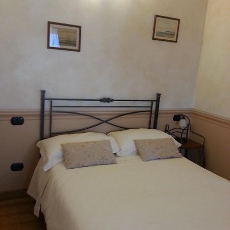 La Locanda Di San Biagio Bolzaneto Cameră foto